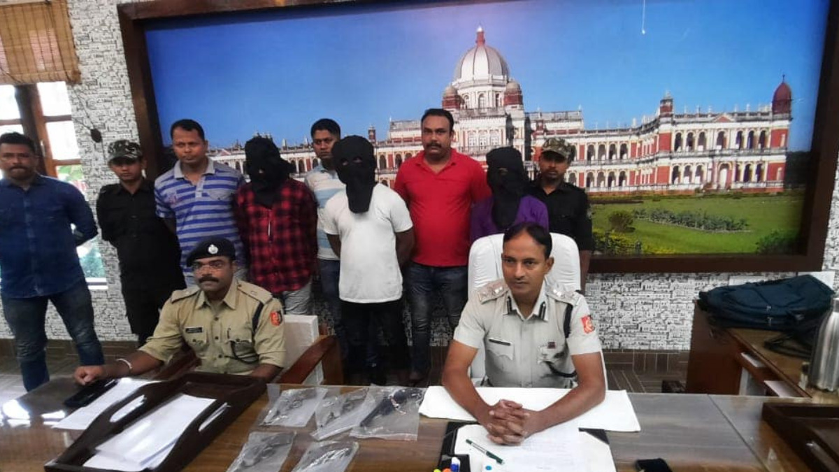 3 arrested with arm, bnn bangla, bengal news now