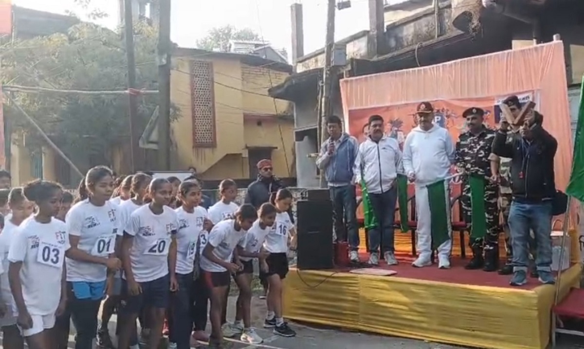 জলপাইগুড়িতে এমপি কাপ শুরু, ম্যারাথন দিয়ে বর্ণাঢ্য সূচনা