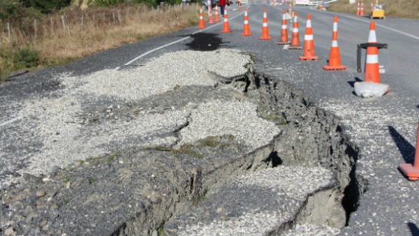 পরপর দু’দিন ভূমিকম্পে কাঁপল বাংলা, আতঙ্কে কলকাতা ও উত্তরবঙ্গ