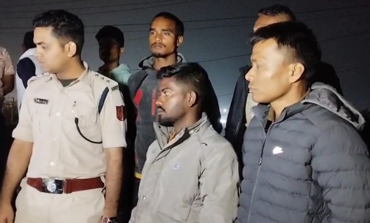 শিলিগুড়ি পুলিশের যৌথ অভিযানে ২৯৪ গ্রাম ব্রাউন সুগারসহ যুবক গ্রেপ্তার