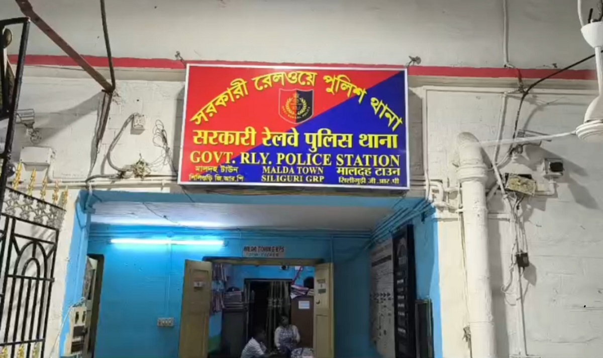 সীমান্ত পেরিয়ে অবৈধ প্রবেশ, মালদা স্টেশনে আটক দুই বাংলাদেশি